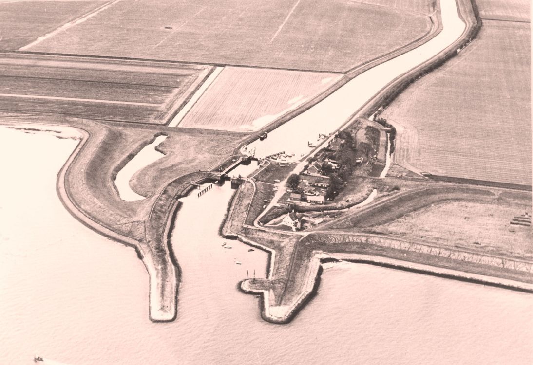 Het sluiscomplex uit 1893